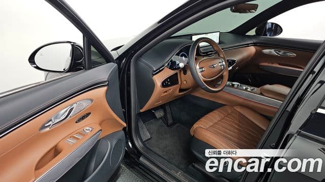 Genesis GV70 2022 — Şəkil 10/20