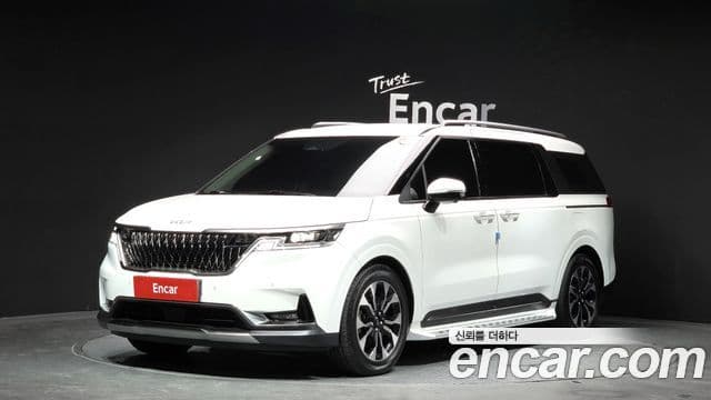 Kia Carnival 2022 — ფოტო 1/20