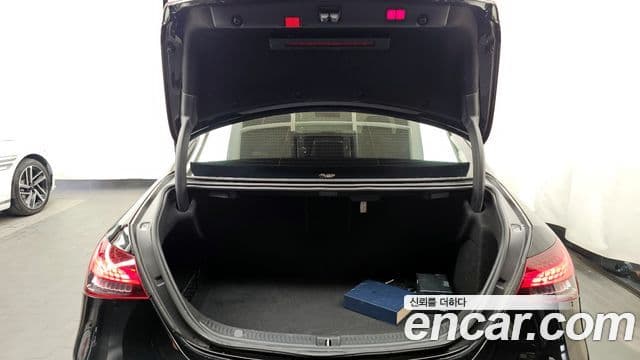Mercedes-Benz E-Class 2021 — Şəkil 20/20