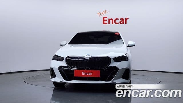BMW 5 Series 2024 — фото 3 из 20