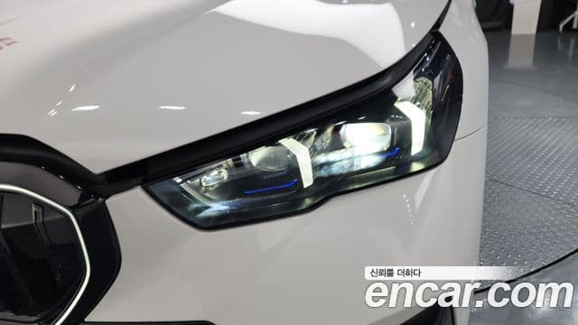 BMW 5 Series 2024 — Photo 1/41