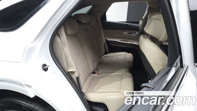 Genesis GV70 2021 — фото 11 из 20