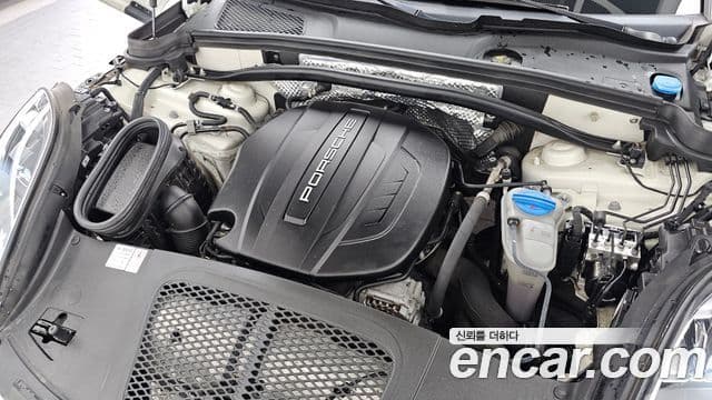 Porsche Macan 2018 — Şəkil 5/20