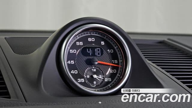 Porsche Macan 2018 — Şəkil 18/20