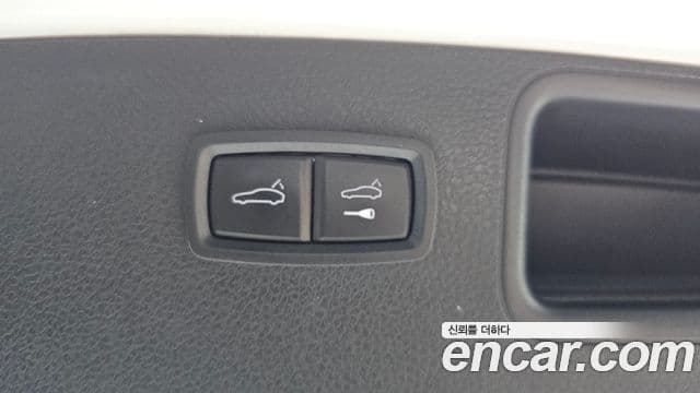 Porsche Macan 2018 — Photo 15/32