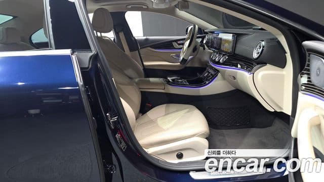 Mercedes-Benz CLS-Class 2019 — фото 10 из 20