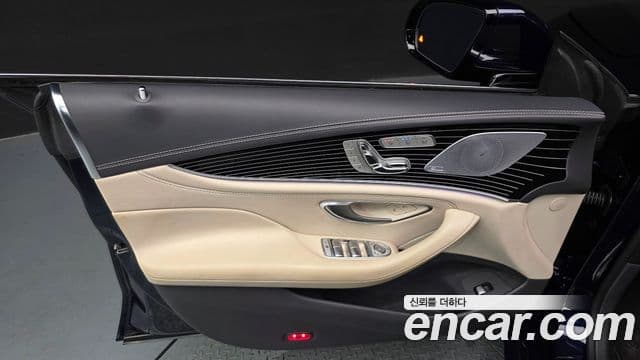 Mercedes-Benz CLS-Class 2019 — Photo 3/30