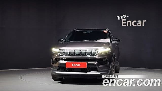 Jeep Compass 2022 — Photo 22/32