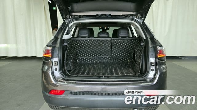 Jeep Compass 2022 — Photo 25/32