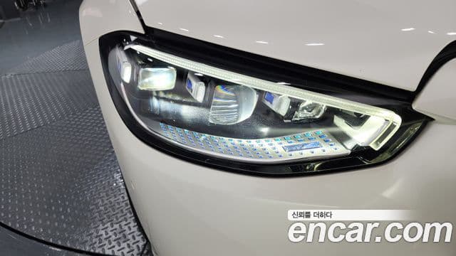 Mercedes-Benz S-Class 2021 — Photo 22/39