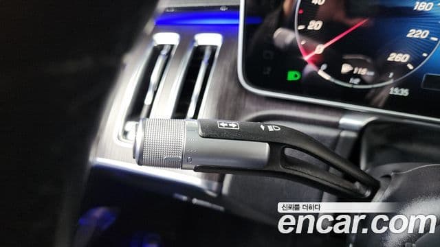 Mercedes-Benz S-Class 2021 — Photo 30/39