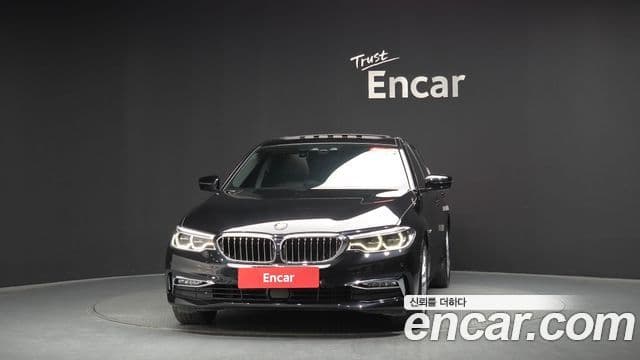 BMW 5 Series 2018 — ფოტო 3/20