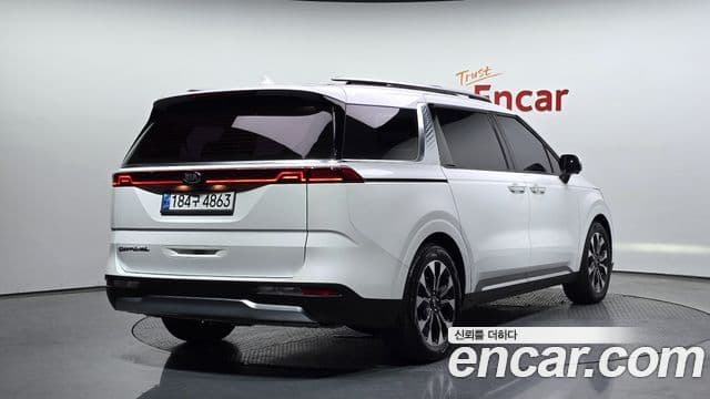 Kia Carnival 2021 — Şəkil 1/20