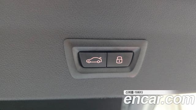 BMW X4 2025 — Photo 11/33