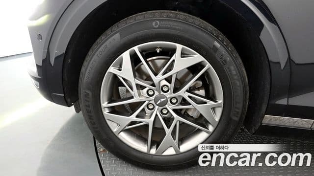 Genesis GV70 2022 — ფოტო 5/20
