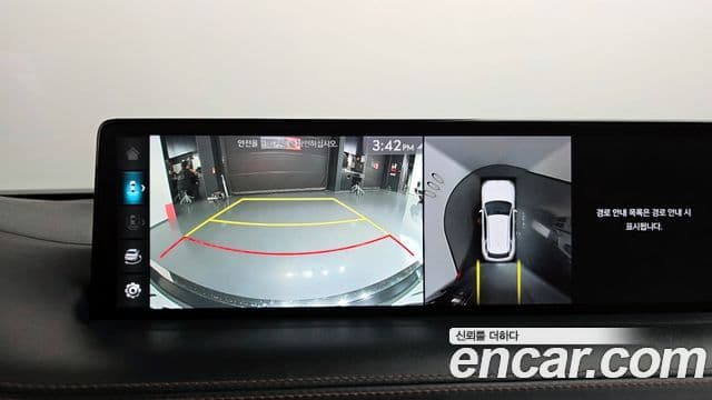 Genesis GV70 2022 — ფოტო 15/20