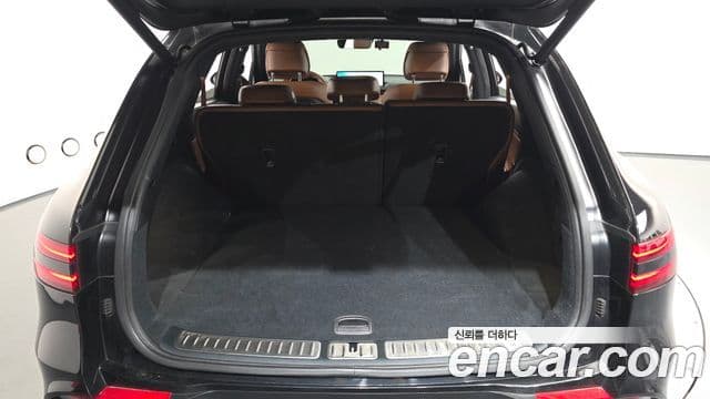 Genesis GV70 2022 — ფოტო 18/20