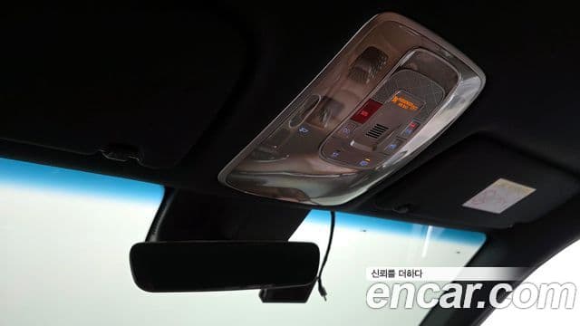 Genesis GV70 2022 — Photo 30/40