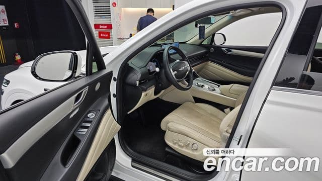 Genesis GV80 2023 — ფოტო 8/20