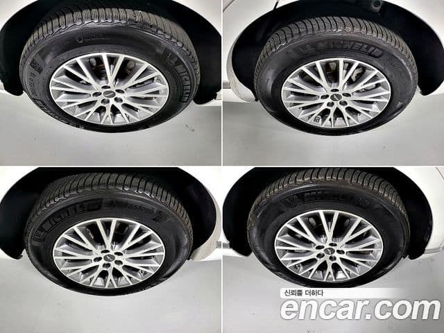 Genesis GV80 2023 — Photo 16/44