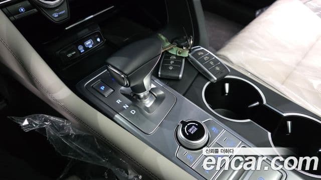Genesis G70 2019 — ფოტო 9/20