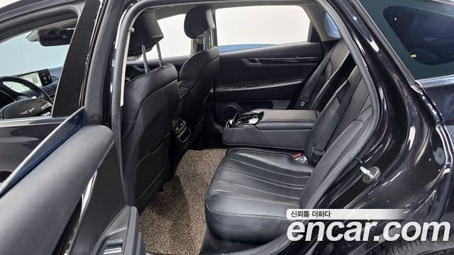 Genesis Electrified G80 2020 — Şəkil 11/20