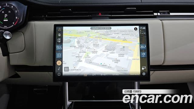 Land Rover Range Rover 2025 — ფოტო 14/20
