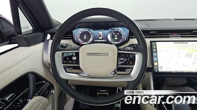 Land Rover Range Rover 2025 — ფოტო 15/20