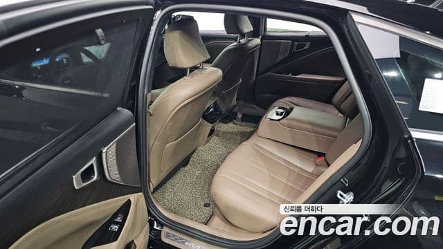 Kia K8 2021 — Şəkil 12/20