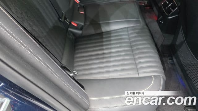 Genesis G70 2021 — ფოტო 19/34