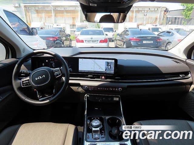Kia Carnival 2024 — ფოტო 8/20