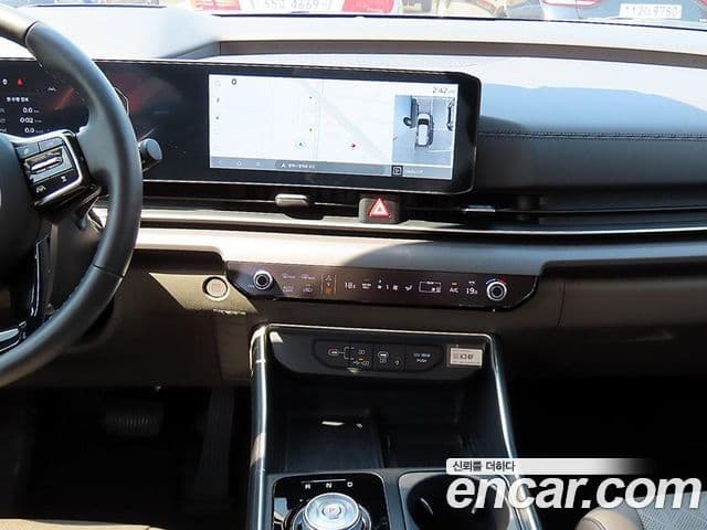 Kia Carnival 2024 — ფოტო 9/20