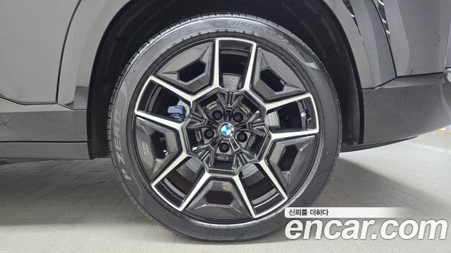 BMW XM 2024 — Photo 1/33