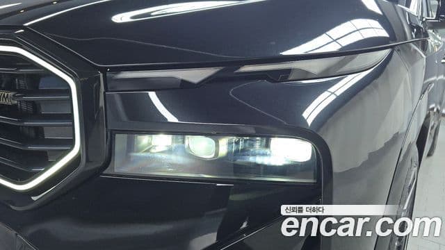 BMW XM 2024 — Photo 25/33