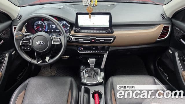 Kia Seltos 2020 — ფოტო 7/20