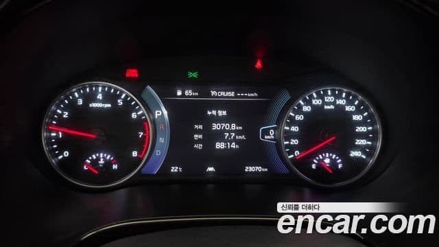Kia Seltos 2020 — ფოტო 8/20