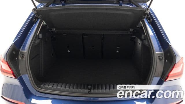 BMW 1 Series 2021 — фото 11 из 20
