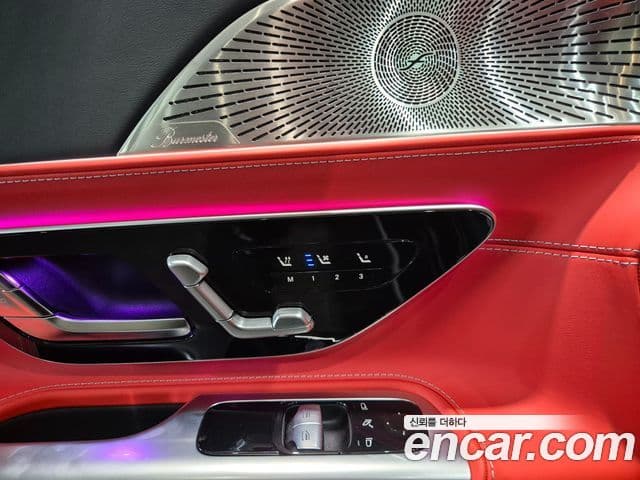 Mercedes-Benz AMG GT 2025 — ფოტო 12/20