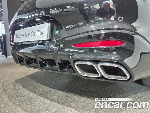 Mercedes-Benz AMG GT 2025 — ფოტო 15/20