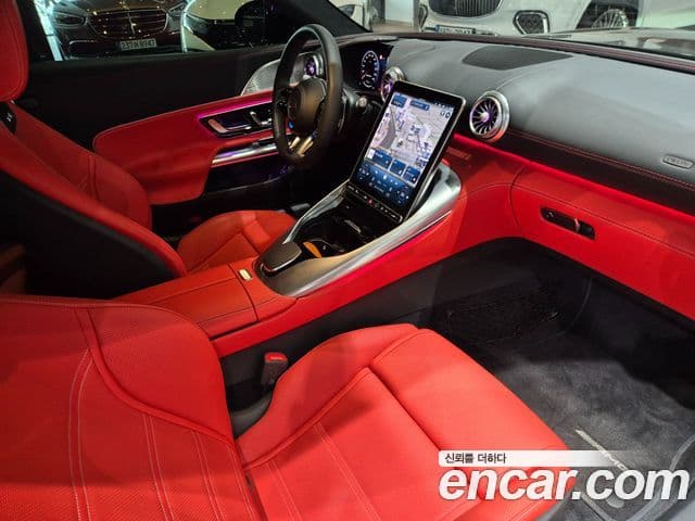 Mercedes-Benz AMG GT 2025 — ფოტო 18/20
