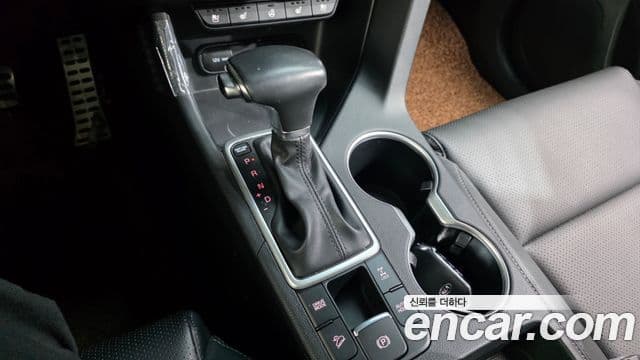 Kia Sportage The Bold 2021 — Фото 9/20