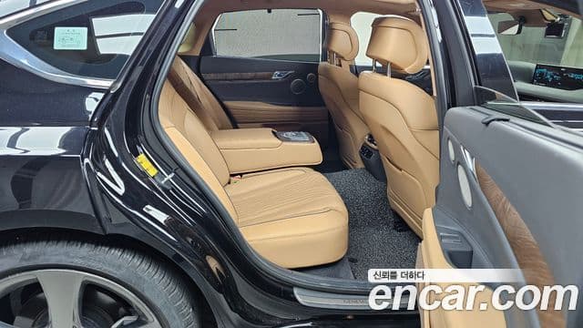 Genesis Electrified G80 2021 — Şəkil 12/20