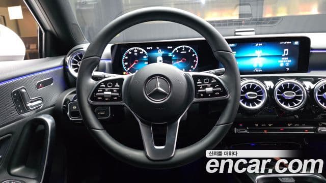 Mercedes-Benz A-Class 2021 — ფოტო 13/20