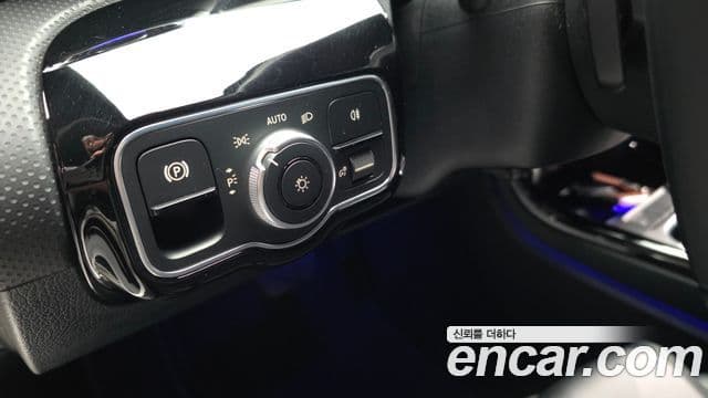 Mercedes-Benz A-Class 2021 — ფოტო 16/20