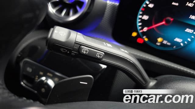 Mercedes-Benz A-Class 2021 — ფოტო 18/20