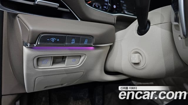 Genesis GV80 2023 — Şəkil 18/20