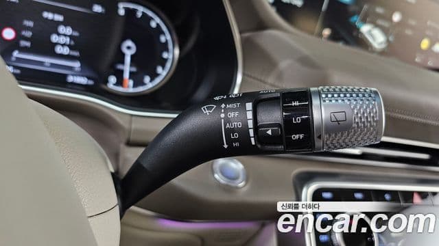 Genesis GV80 2023 — Şəkil 19/20