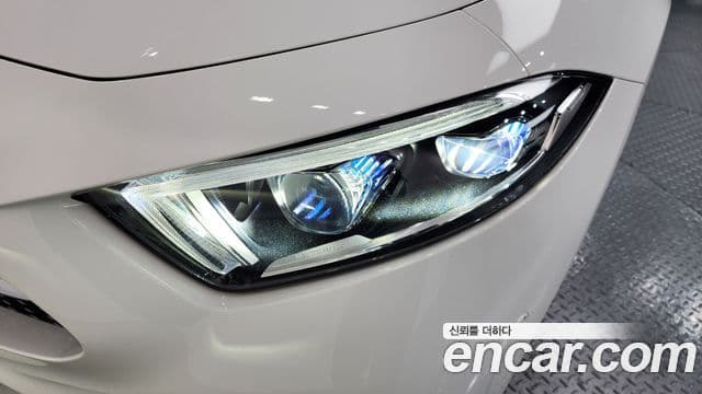 Mercedes-Benz CLS-Class 2021 — Photo 8/35