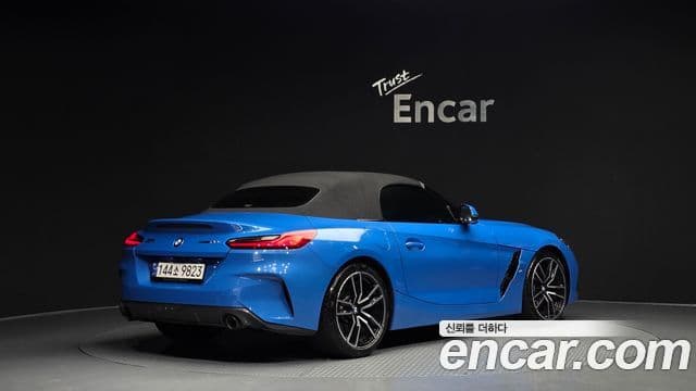 BMW Z4 2022 — Photo 25/30