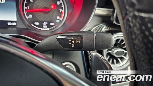 Mercedes-Benz GLC-Class 2018 — Şəkil 9/20